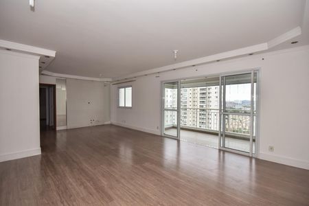 Sala de apartamento para alugar com 3 quartos, 125m² em Vila Sonia do Taboao, Taboão da Serra