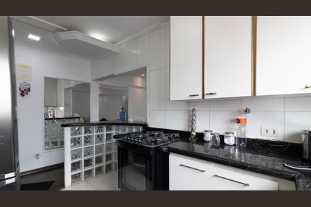 Apartamento à venda com 56m², 2 quartos e 1 vagaCozinha