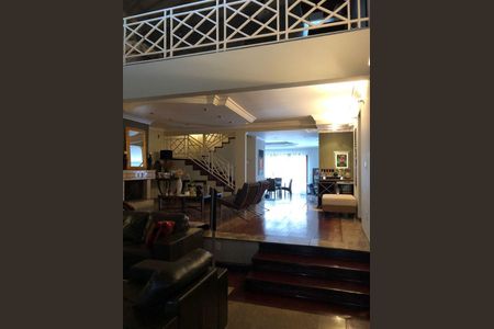 Casa à venda com 3 quartos, 550m² em Jardim das Samambaias, Jundiaí