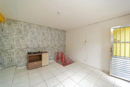 Sala/Cozinha de casa para alugar com 1 quarto, 50m² em Vila Nhocuné, São Paulo