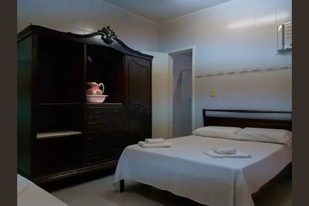 Casa à venda com 8 quartos, 500m² em Barra da Tijuca, Rio de Janeiro