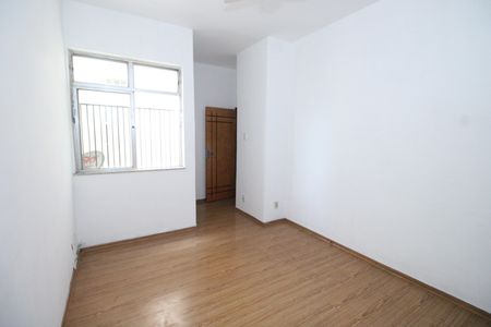 Sala de apartamento à venda com 3 quartos, 80m² em Pilares, Rio de Janeiro