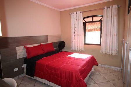 Casa à venda com 3 quartos, 150m² em Vila Camilópolis, Santo André