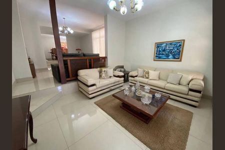 Casa à venda com 4 quartos, 452m² em São Bento, Belo Horizonte