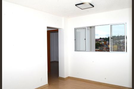Sala de apartamento para alugar com 2 quartos, 59m² em Goiânia, Belo Horizonte