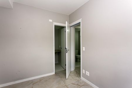 Apartamento para alugar com 68m², 2 quartos e 1 vagaSuíte