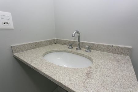 Apartamento para alugar com 68m², 2 quartos e 1 vagaBanheiro Social