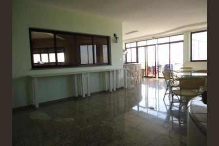 Apartamento à venda com 3 quartos, 400m² em Vila Jacuí, São Paulo