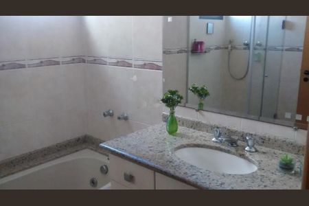 Apartamento à venda com 3 quartos, 128m² em Vila Regente Feijó, São Paulo