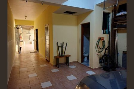 Casa à venda com 3 quartos, 165m² em Parque das Nações, Santo André