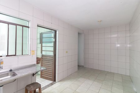 Cozinha de casa para alugar com 1 quarto, 37m² em Vila Nova Curuca, São Paulo