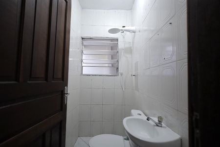 Banheiro de casa para alugar com 1 quarto, 50m² em Jardim Cristiane, Santo André
