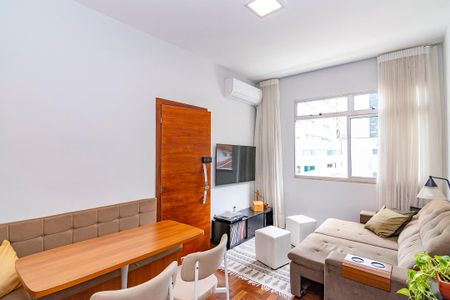Sala de apartamento à venda com 2 quartos, 80m² em Funcionários, Belo Horizonte