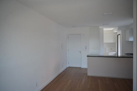 Sala de apartamento para alugar com 2 quartos, 64m² em Parque das Nações, Santo André