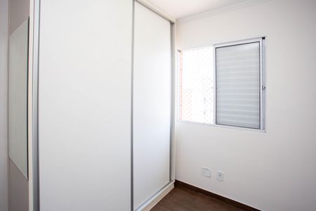 Quarto 1 de apartamento à venda com 2 quartos, 44m² em Canhema, Diadema