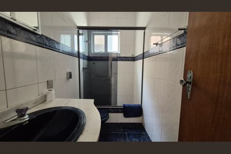 Casa à venda com 420m², 4 quartos e 4 vagasBanheiro da suíte