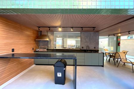 Apartamento à venda com 90m², 3 quartos e 2 vagas Apartamento à venda com 90m², 3 quartos e 2 vagasÁrea comum - Espaço Gourmet