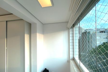 Apartamento à venda com 90m², 3 quartos e 2 vagas Apartamento à venda com 90m², 3 quartos e 2 vagasVaranda do Quarto 3