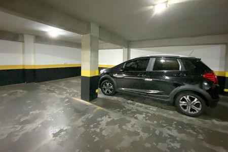 Apartamento à venda com 90m², 3 quartos e 2 vagas Apartamento à venda com 90m², 3 quartos e 2 vagasVagas