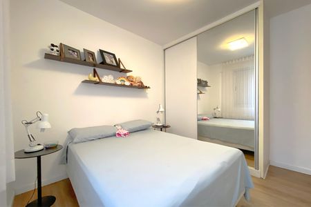 Apartamento à venda com 90m², 3 quartos e 2 vagas Apartamento à venda com 90m², 3 quartos e 2 vagasQuarto 2