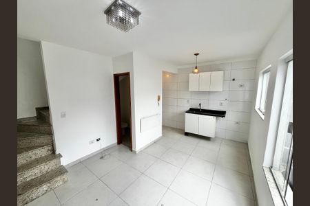 Sala de casa de condomínio à venda com 2 quartos, 43m² em Parada Inglesa, São Paulo