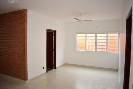 Sala de casa para alugar com 3 quartos, 176m² em Centro, Ribeirão Preto