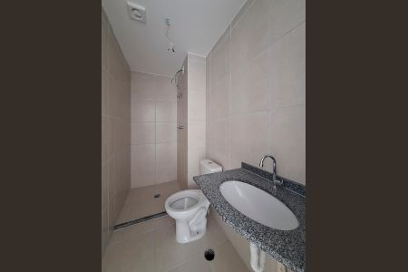 Banheiro de apartamento à venda com 2 quartos, 38m² em Vila Hebe, São Paulo