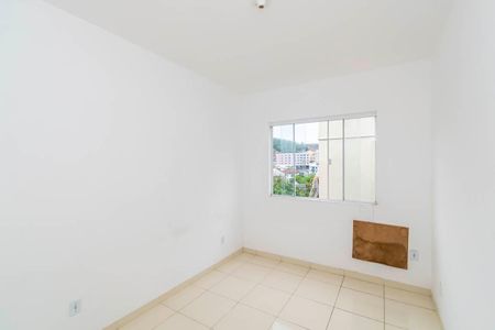 Quarto 1 de apartamento para alugar com 2 quartos, 65m² em Brás de Pina, Rio de Janeiro