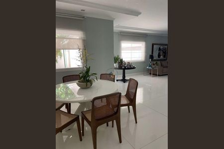 Casa à venda com 5 quartos, 1200m² em Barra da Tijuca, Rio de Janeiro