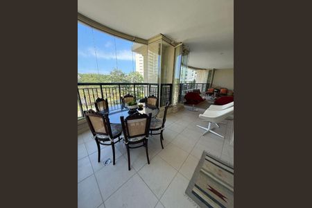 Apartamento à venda com 4 quartos, 333m² em Barra da Tijuca, Rio de Janeiro