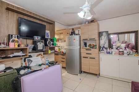 Sala de apartamento à venda com 2 quartos, 39m² em Mário Quintana, Porto Alegre