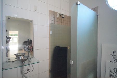 Casa à venda com 182m², 3 quartos e 2 vagasBanheiro da Suíte 2