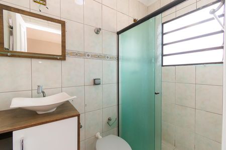 Casa à venda com 86m², 3 quartos e 2 vagasBanheiro da Suíte