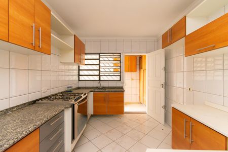 Casa à venda com 86m², 3 quartos e 2 vagasCozinha