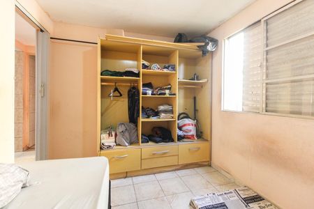 Quarto 1 de apartamento para alugar com 2 quartos, 50m² em Jardim Miriam, São Paulo