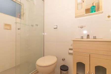 Banheiro Social de apartamento para alugar com 1 quarto, 46m² em Partenon, Porto Alegre
