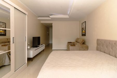 Sala / Quarto  de kitnet/studio para alugar com 1 quarto, 38m² em Cidade Baixa, Porto Alegre