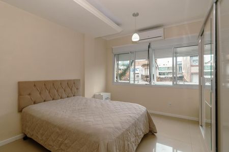 Sala / Quarto  de kitnet/studio para alugar com 1 quarto, 38m² em Cidade Baixa, Porto Alegre