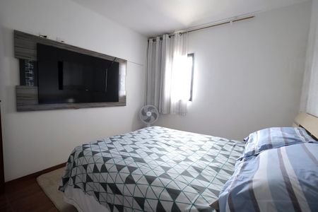 Apartamento à venda com 62m², 2 quartos e 2 vagasQuarto 2