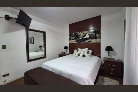 Apartamento à venda com 102m², 2 quartos e 1 vaga Apartamento à venda com 102m², 2 quartos e 1 vagaQuarto