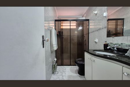 Apartamento à venda com 102m², 2 quartos e 1 vaga Apartamento à venda com 102m², 2 quartos e 1 vagaBanheiro