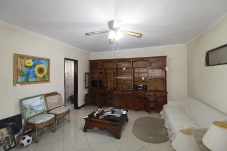 Sala de casa à venda com 5 quartos, 400m² em Vila Jardim, Porto Alegre