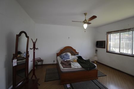 Quarto 1 de casa à venda com 5 quartos, 400m² em Vila Jardim, Porto Alegre