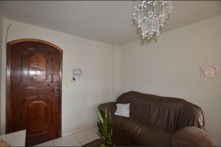 Sala de apartamento para alugar com 2 quartos, 50m² em Turiaçú, Rio de Janeiro