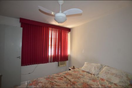 Quarto 1 de apartamento para alugar com 2 quartos, 50m² em Turiaçú, Rio de Janeiro