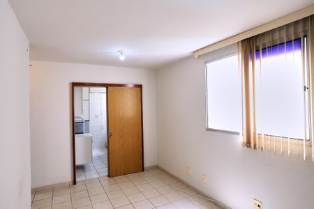 Sala de apartamento para alugar com 2 quartos, 60m² em Santa Efigênia, Belo Horizonte