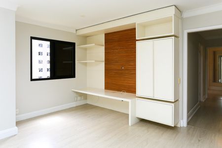 Apartamento para alugar com 125m², 3 quartos e 2 vagasSala