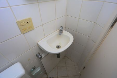 Apartamento para alugar com 125m², 3 quartos e 2 vagasBanheiro de Serviço