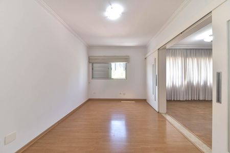 Apartamento à venda com 4 quartos, 159m² em Vila Cordeiro, São Paulo