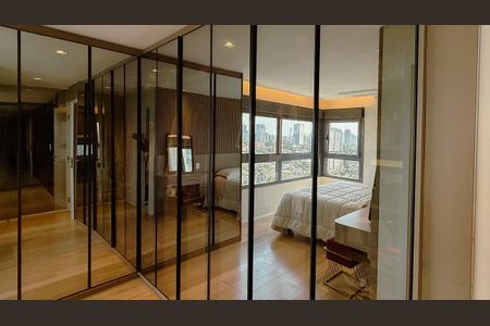 Quarto de apartamento à venda com 3 quartos, 142m² em Fonte do Morumbi, São Paulo